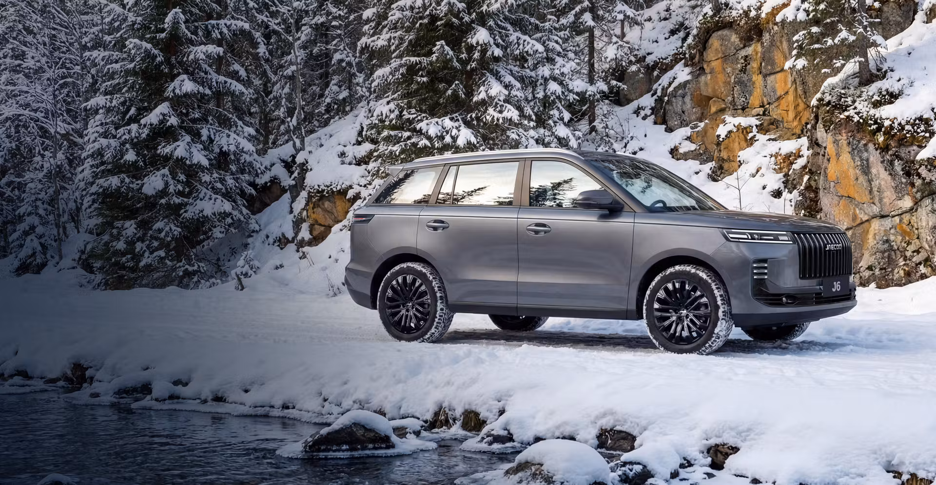 Яркий и уверенный дизайн JAECOO J6